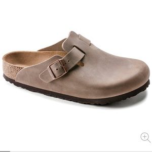 Like new Boston Birkenstocks